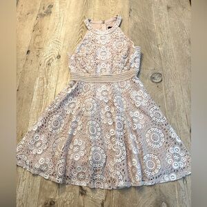 City Triangles pink / white crochet lace mini circle skirt dress M